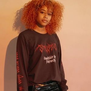 The Wing World Tour Long-Sleeve Tee - Size Small S